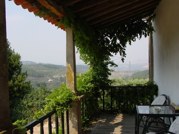 Imagen del bar/restaurante del Hostal Casa De Vilarinho De S&atilde;o Rom&atilde;o. Foto 3