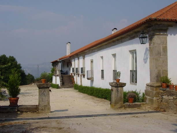 Imagen de los exteriores del Hostal Casa De Vilarinho De S&atilde;o Rom&atilde;o. Foto 10