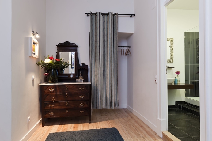 Imagen de la habitación del Hostal Casa Do Bairro By Shiadu. Foto 7