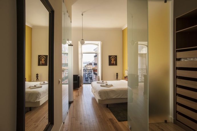 Imagen de la habitación del Hostal Casa Do Bairro By Shiadu. Foto 15