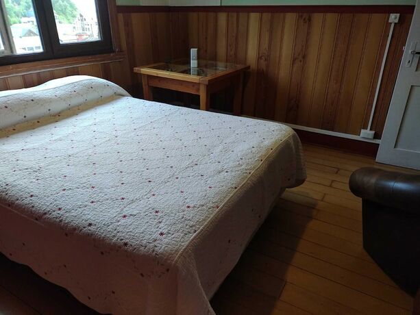 Imagen de la habitación del Hostal Casa Droppelman. Foto 16