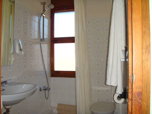 Imagen de la habitación del Hostal Casa Joan. Foto 8