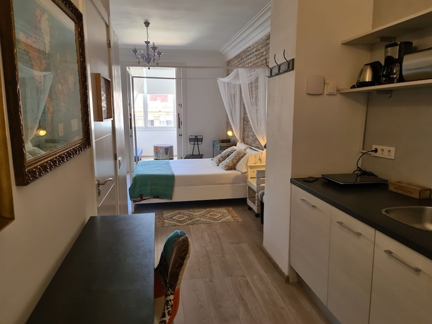 Imagen de la habitación del Hostal Casa Kessler Barcelona. Foto 8