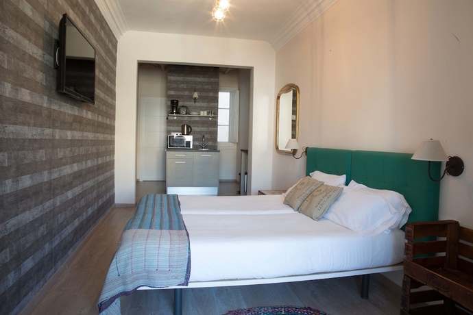 Imagen de la habitación del Hostal Casa Kessler Barcelona. Foto 10