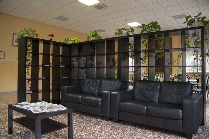 Imagen de los interiores del Hostal Casa La Salle. Foto 10