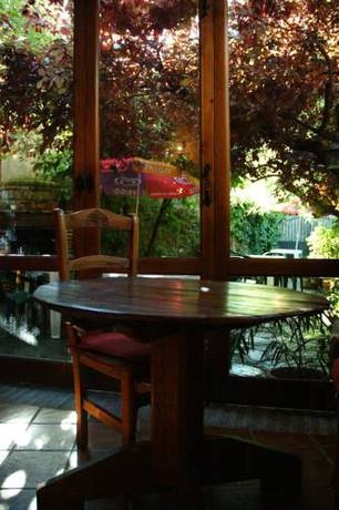 Imagen del bar/restaurante del Hostal Casa Labata. Foto 3