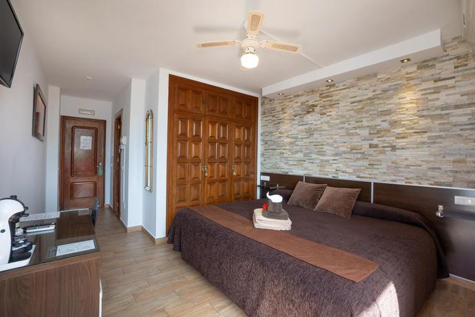 Imagen general del Hostal Casa Mercedes. Foto 7