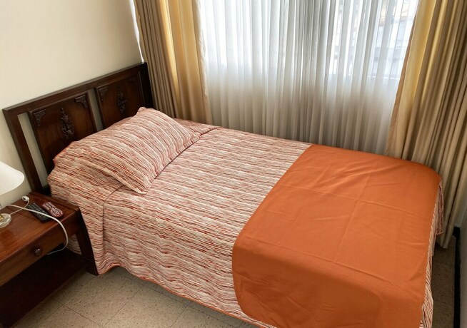 Imagen de la habitación del Hostal Casa Norte, Bogot&aacute;. Foto 17