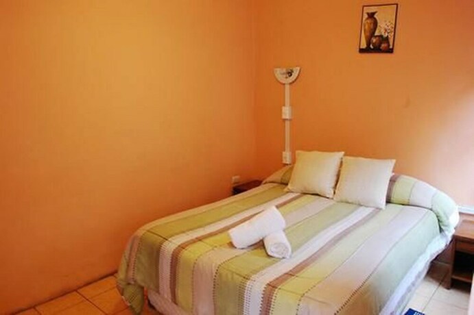 Imagen de la habitación del Hostal Casa Norte. Foto 11