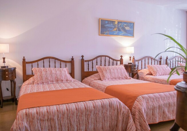 Imagen de la habitación del Hostal Casa Norte. Foto 28