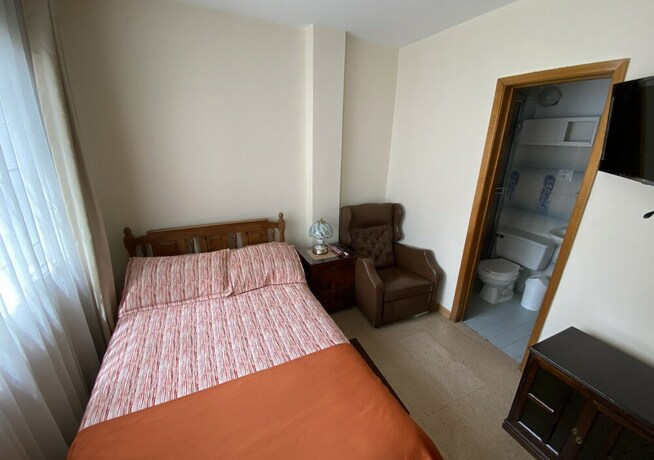 Imagen de la habitación del Hostal Casa Norte. Foto 36