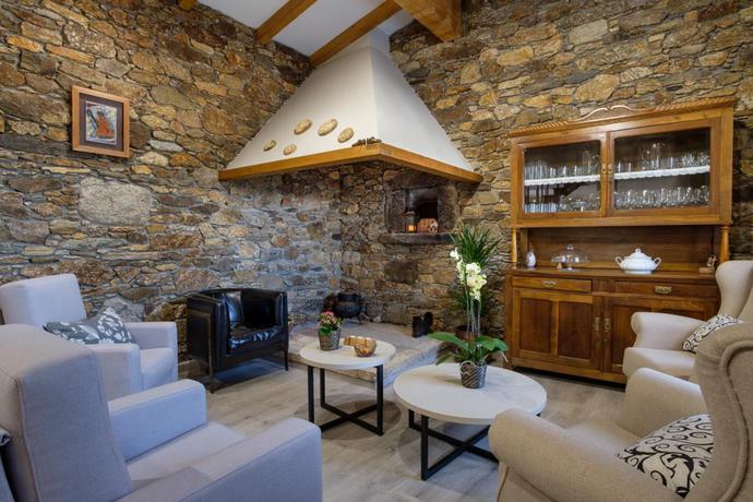 Imagen de los interiores del Hostal Casa O Real. Foto 11