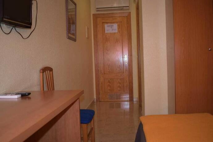 Imagen de la habitación del Hostal Casa Pancho. Foto 19