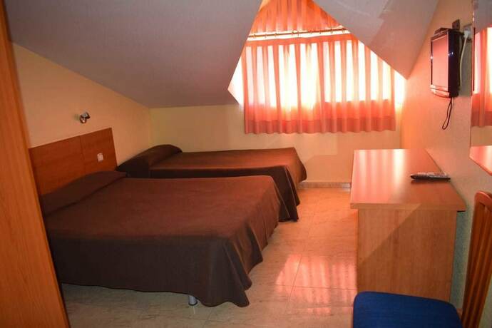 Imagen de la habitación del Hostal Casa Pancho. Foto 20
