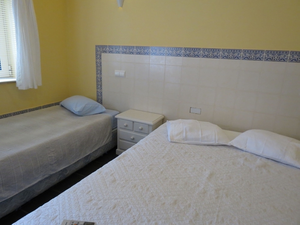 Imagen de la habitación del Hostal Casa Pinha. Foto 6