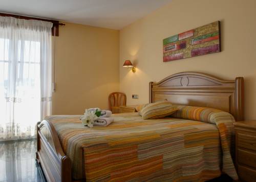 Imagen de la habitación del Hostal Casa Ram&oacute;n, Quintanar de la Sierra. Foto 2