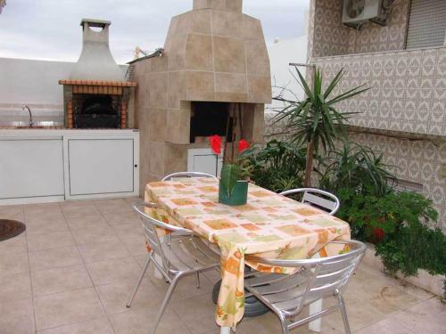 Imagen de los exteriores del Hostal Casa Sousa. Foto 7