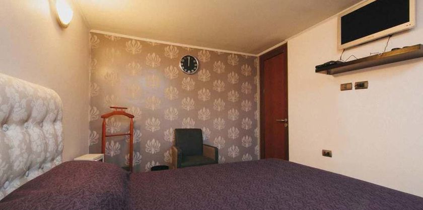 Imagen de la habitación del Hostal Casa de Hu&eacute;spedes 269. Foto 3