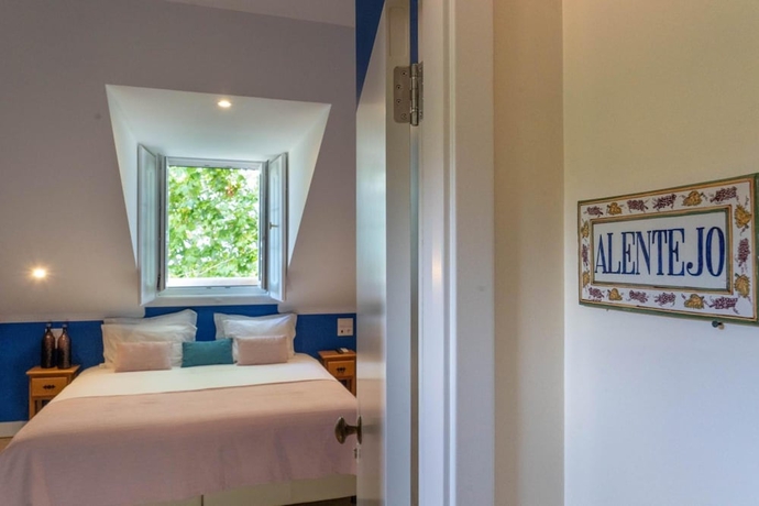 Imagen de la habitación del Hostal Casa do Vinho Sintra Guest House. Foto 3