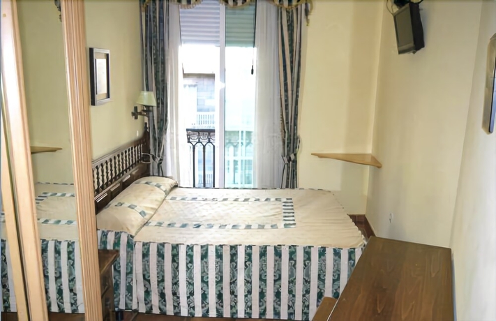 Imagen de la habitación del Hostal Casais. Foto 3