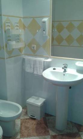 Imagen de la habitación del Hostal Casandra - antiguo Hostal Los Valencianos. Foto 11