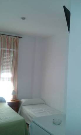 Imagen de la habitación del Hostal Casandra - antiguo Hostal Los Valencianos. Foto 12