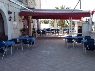 Imagen del bar/restaurante del Hostal Castell de Lô. Foto 9