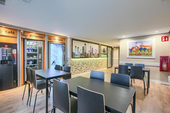 Imagen general del Hostal Castilla Fuenlabrada. Foto 17