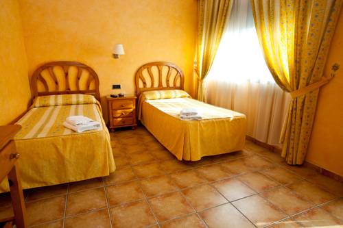 Imagen de la habitación del Hostal Castilla, Mocejón. Foto 5