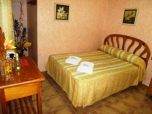 Imagen de la habitación del Hostal Castilla, Mocejón. Foto 9