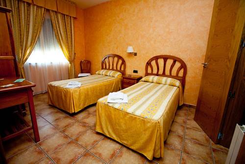 Imagen de la habitación del Hostal Castilla, Mocejón. Foto 13