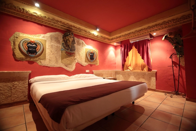 Imagen de la habitación del Hostal Casual De Las Civilizaciones Valencia. Foto 4