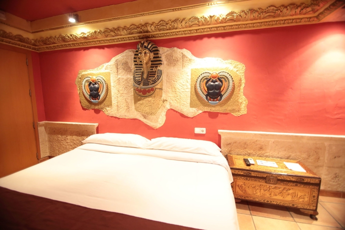 Imagen de la habitación del Hostal Casual De Las Civilizaciones Valencia. Foto 5