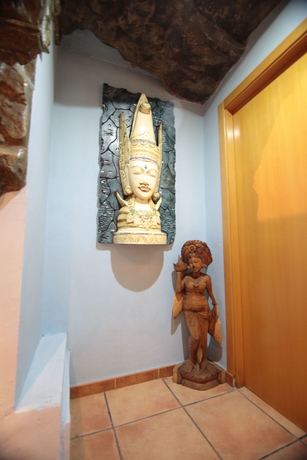 Imagen de los interiores del Hostal Casual De Las Civilizaciones Valencia. Foto 13