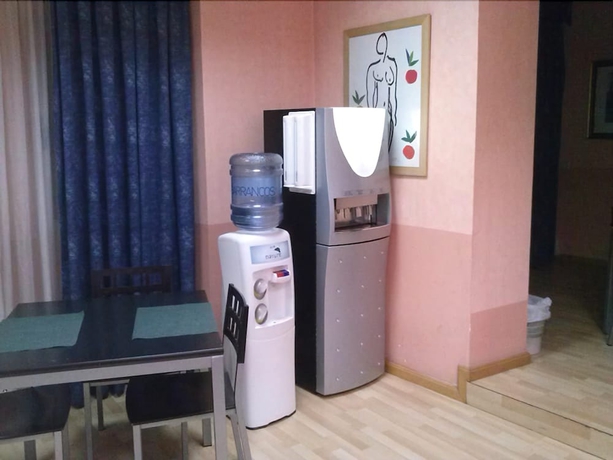 Imagen de los interiores del Hostal Catalu&ntilde;a. Foto 19