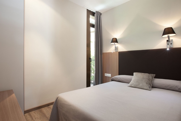 Imagen de la habitación del Hostal Céntric, Eixample. Foto 5