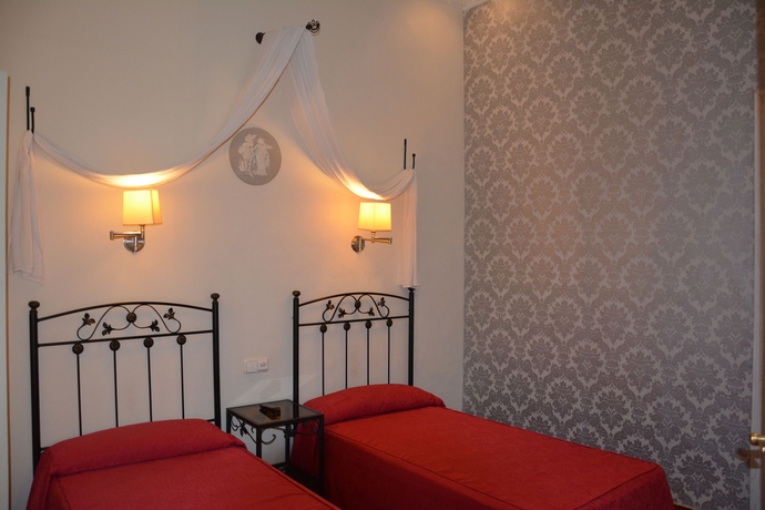 Imagen de la habitación del Hostal Center Inn. Foto 14