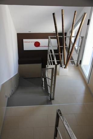 Imagen de los interiores del Hostal Central, Ceuta. Foto 7