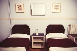 Imagen de la habitación del Hostal Central, Plaza Catalunya. Foto 15