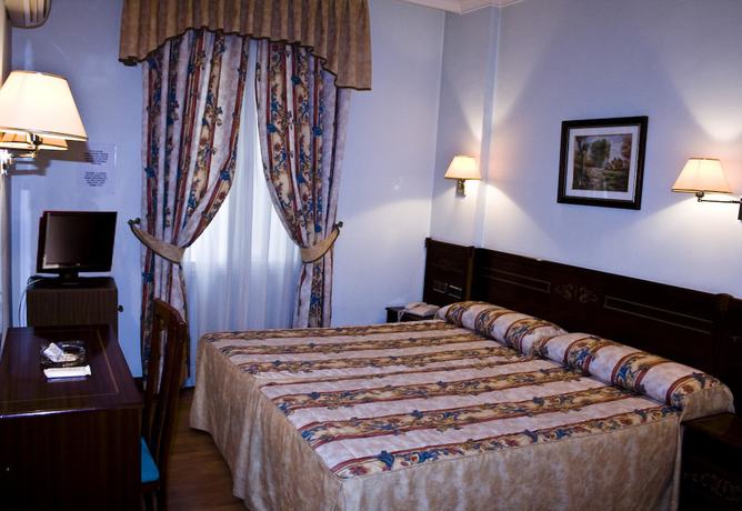 Imagen de la habitación del Hostal Centro Sol, Madrid. Foto 3