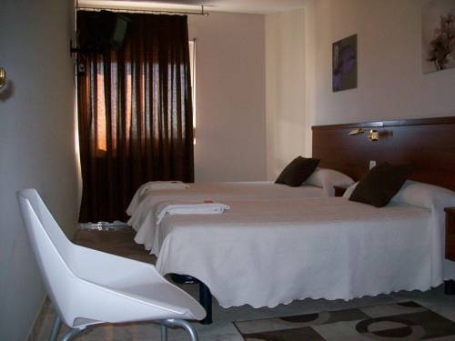 Imagen de la habitación del Hostal Cerecedo. Foto 3