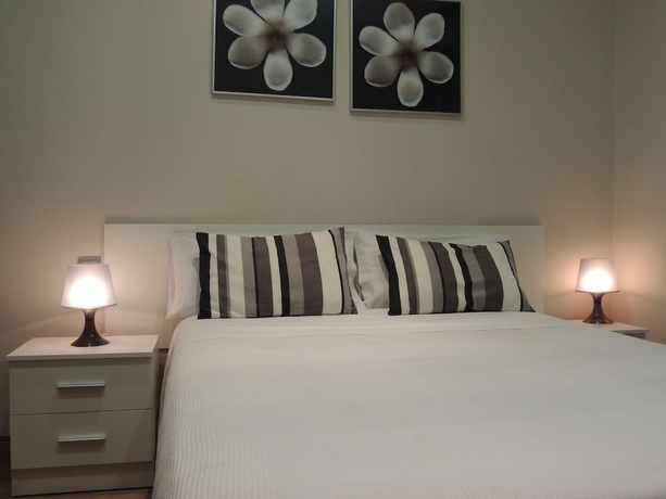 Imagen de la habitación del Hostal Cervantes, Barrio de las Letras. Foto 15