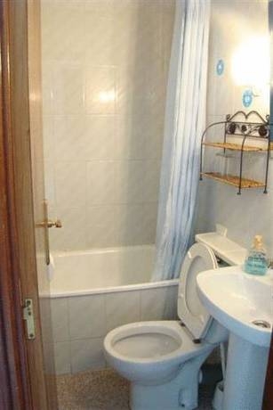 Imagen de la habitación del Hostal Ch Las Murallas. Foto 3