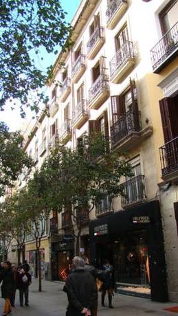 Imagen de los exteriores del Hostal Ch Las Murallas. Foto 10