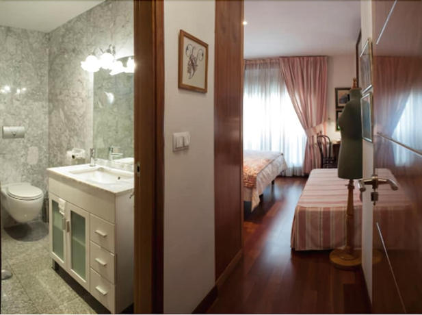 Imagen de la habitación del Hostal Ch Victoria Alojamientos. Foto 14