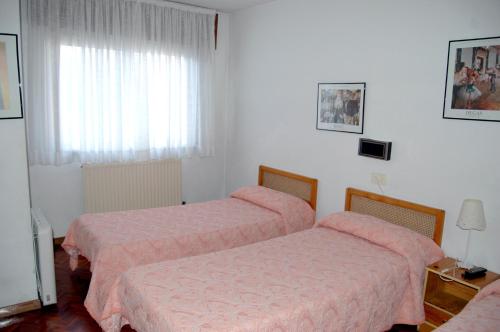 Imagen de la habitación del Hostal Charo II. Foto 2