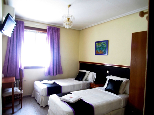 Imagen de la habitación del Hostal Chelo. Foto 5