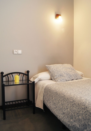 Imagen de la habitación del Hostal Cibeles, Malasa&ntilde;a. Foto 4