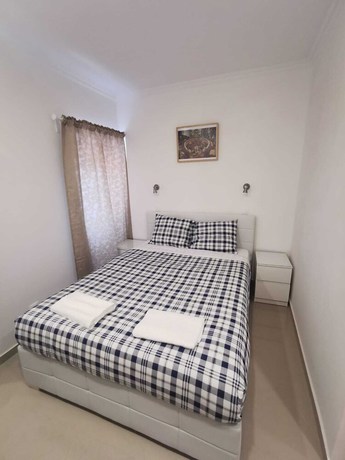 Imagen de la habitación del Hostal City INN, Lisboa. Foto 13