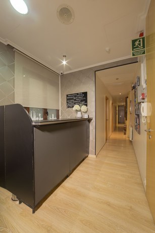 Imagen de los interiores del Hostal Ciudad Condal. Foto 11